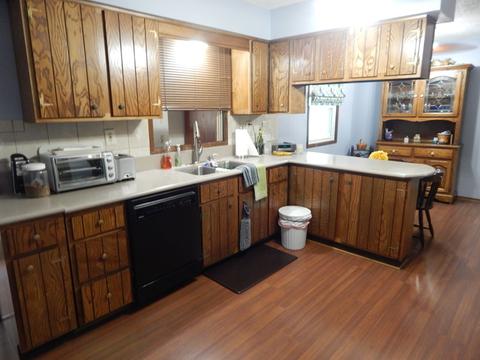 205 Illini Dr, Minooka, IL 60447 photo 4