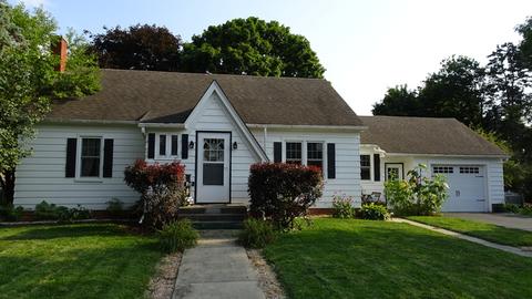 102 E Taylor St, Newark, IL 60541 photo 1