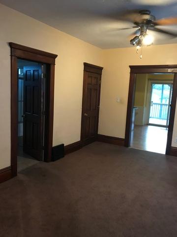 409 S State St, Aurora, IL 60505 photo 9