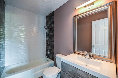 1500 Robin Cir #119, Hoffman Estates, IL 60169 photo 16