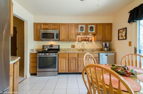 20 Lloyd St, Cary, IL 60013 photo 8