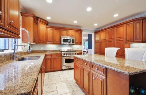701 Surrey Ln, Glenview, IL 60025 photo 6