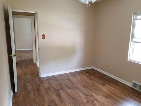 5921 W Elm Ave, Berkeley, IL 60163 photo 9
