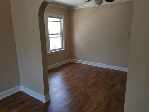5921 W Elm Ave, Berkeley, IL 60163 photo 4