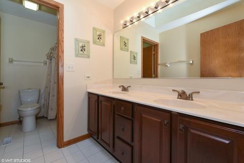 821 Hackberry Ln, Algonquin, IL 60102 photo 16