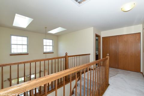 821 Hackberry Ln, Algonquin, IL 60102 photo 10
