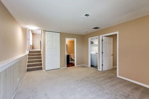 740 Circle Dr, Roselle, IL 60172 photo 12