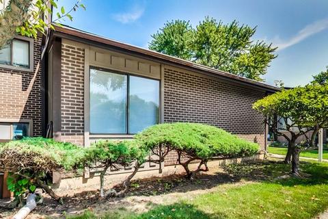 740 Circle Dr, Roselle, IL 60172 photo 18