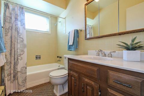 2930 Applegate Rd, Glenview, IL 60025 photo 8