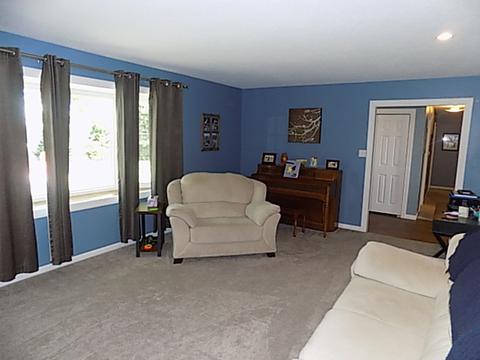 3432 E 8th Rd, Utica, IL 61373 photo 4