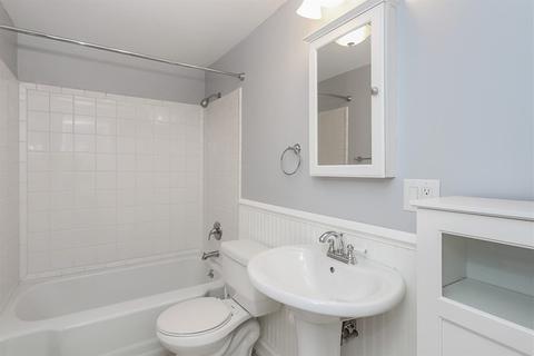 510 S Edison Ave, Elgin, IL 60123 photo 16