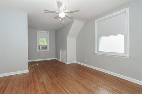 510 S Edison Ave, Elgin, IL 60123 photo 15