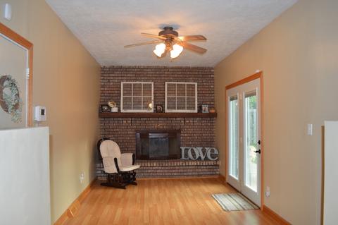 155 Lee St, Manhattan, IL 60442 photo 9