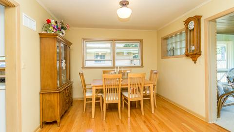435 Pinehurst Dr, Des Plaines, IL 60016 photo 11