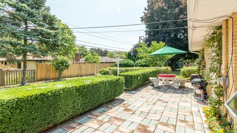 435 Pinehurst Dr, Des Plaines, IL 60016 photo 5