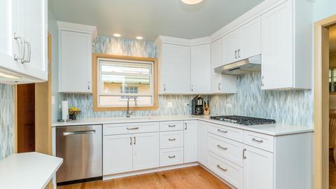 435 Pinehurst Dr, Des Plaines, IL 60016 photo 13