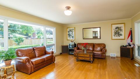435 Pinehurst Dr, Des Plaines, IL 60016 photo 7