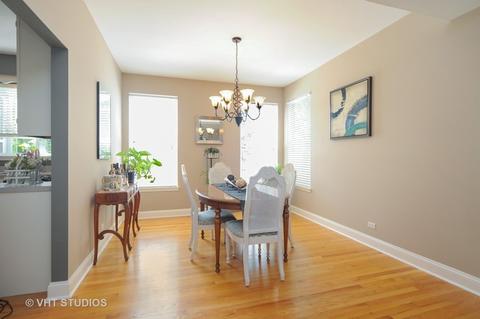 919 Adderly Ln, Gurnee, IL 60031 photo 4