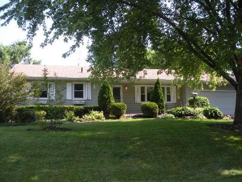 4816 Bonner Dr, Mchenry, IL 60050 photo 1