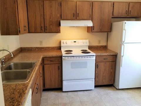 707 Higgins Rd, Champaign, IL 61822 photo 5