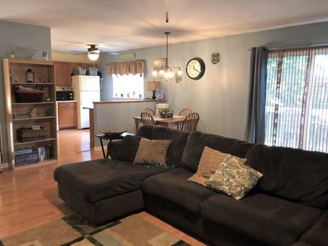 4732 Oregon Trl, Mchenry, IL 60050 photo 3