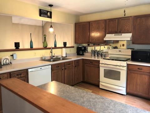 4732 Oregon Trl, Mchenry, IL 60050 photo 7