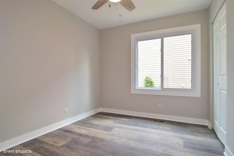 1075 Cobble Hill Ct, Hoffman Estates, IL 60169 photo 9