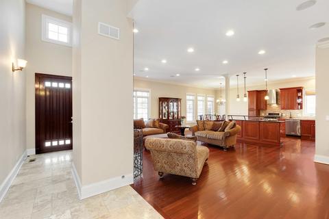 849 Walter Ave, Des Plaines, IL 60016 photo 6
