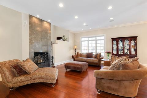849 Walter Ave, Des Plaines, IL 60016 photo 11