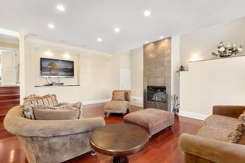 849 Walter Ave, Des Plaines, IL 60016 photo 9