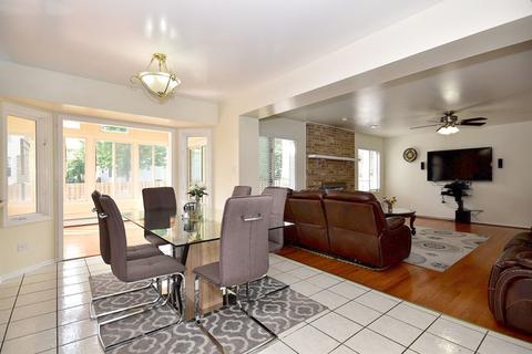 2145 W Cimarron Way, Addison, IL 60101 photo 11