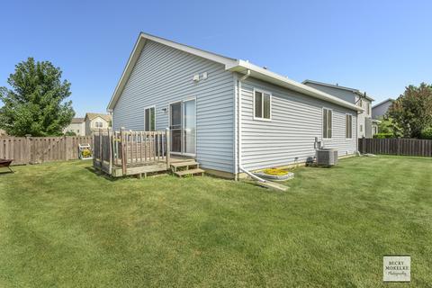 3502 Hoffman St, Plano, IL 60545 photo 4