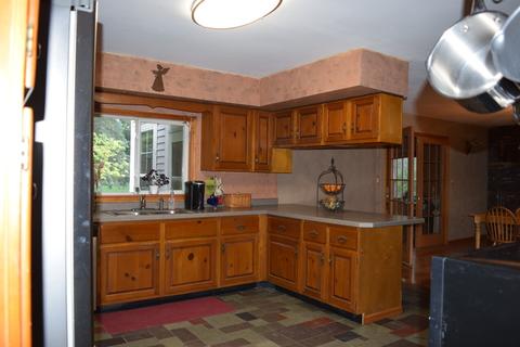 716 Crestview Dr, Ingleside, IL 60041 photo 5