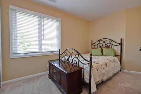 1500 Pheasant Trail Ct, Hoffman Estates, IL 60192 photo 27