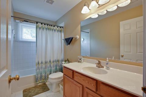 1500 Pheasant Trail Ct, Hoffman Estates, IL 60192 photo 29