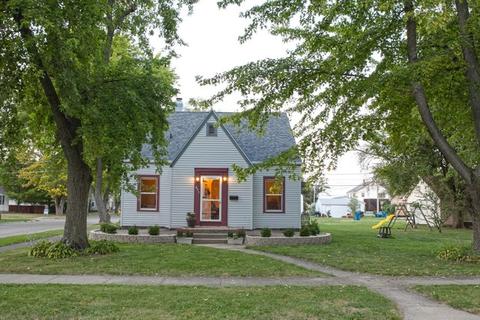 895 W Williams St, Kankakee, IL 60901 photo 2