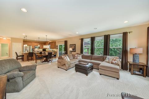 308 Monument Rd, Elgin, IL 60124 photo 28