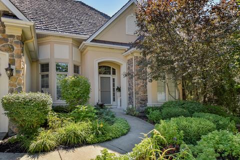 1211 Arborside Dr, Aurora, IL 60502 photo 2