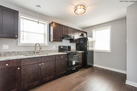 17637 Walter St, Lansing, IL 60438 photo 5