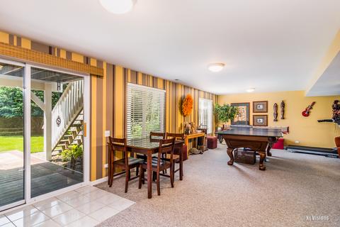 325 Aberdeen Dr, Algonquin, IL 60102 photo 14
