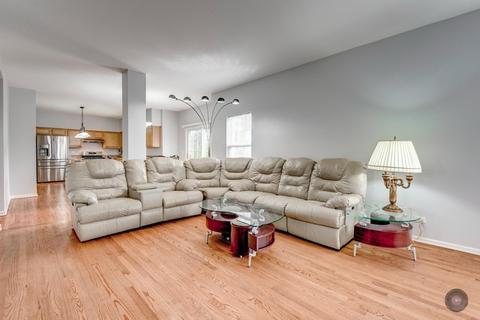 4076 Thatcher Dr, Aurora, IL 60504 photo 10
