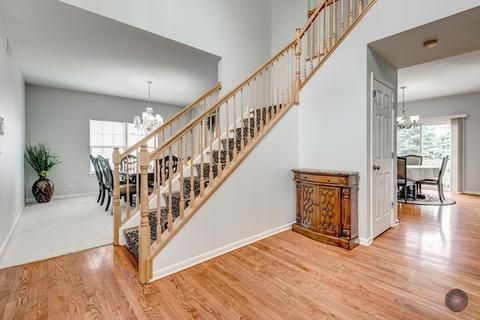 4076 Thatcher Dr, Aurora, IL 60504 photo 5
