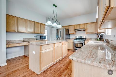 4076 Thatcher Dr, Aurora, IL 60504 photo 15