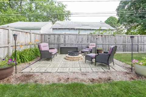 964 E Prairie Ave, Des Plaines, IL 60016 photo 27