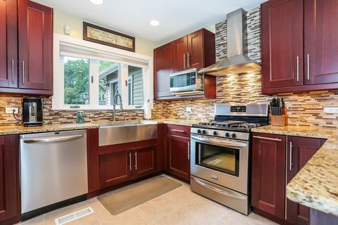 964 E Prairie Ave, Des Plaines, IL 60016 photo 10