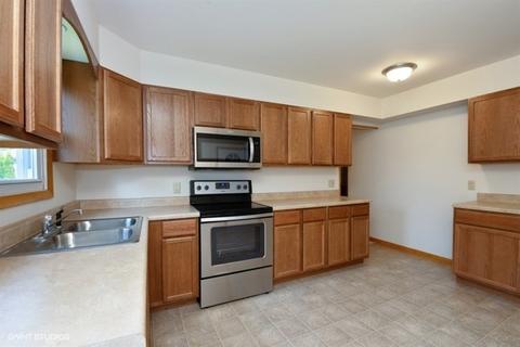 716 W 2nd St, Genoa, IL 60135 photo 10