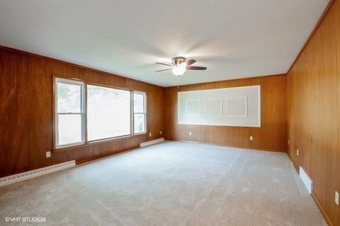 716 W 2nd St, Genoa, IL 60135 photo 4