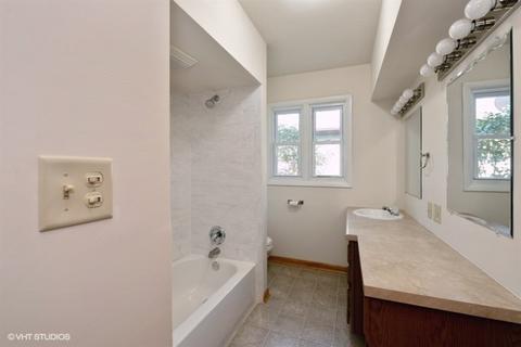716 W 2nd St, Genoa, IL 60135 photo 16