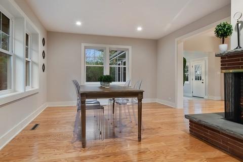 2430 Sumac Cir, Glenview, IL 60025 photo 9