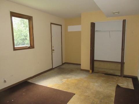 435 N Addison Rd, Addison, IL 60101 photo 10